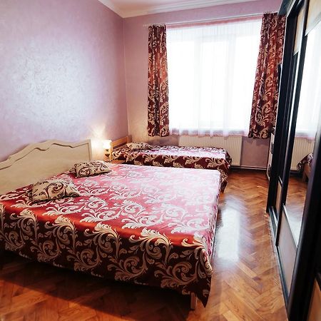 Centreville Apartments Ивано-Франковск Экстерьер фото